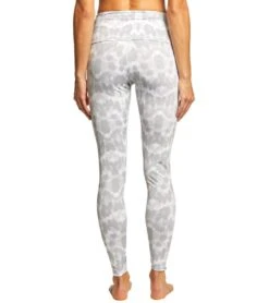 Everyday Yoga -Everyday Yoga 1740077826083 nocturnalleopard 3a