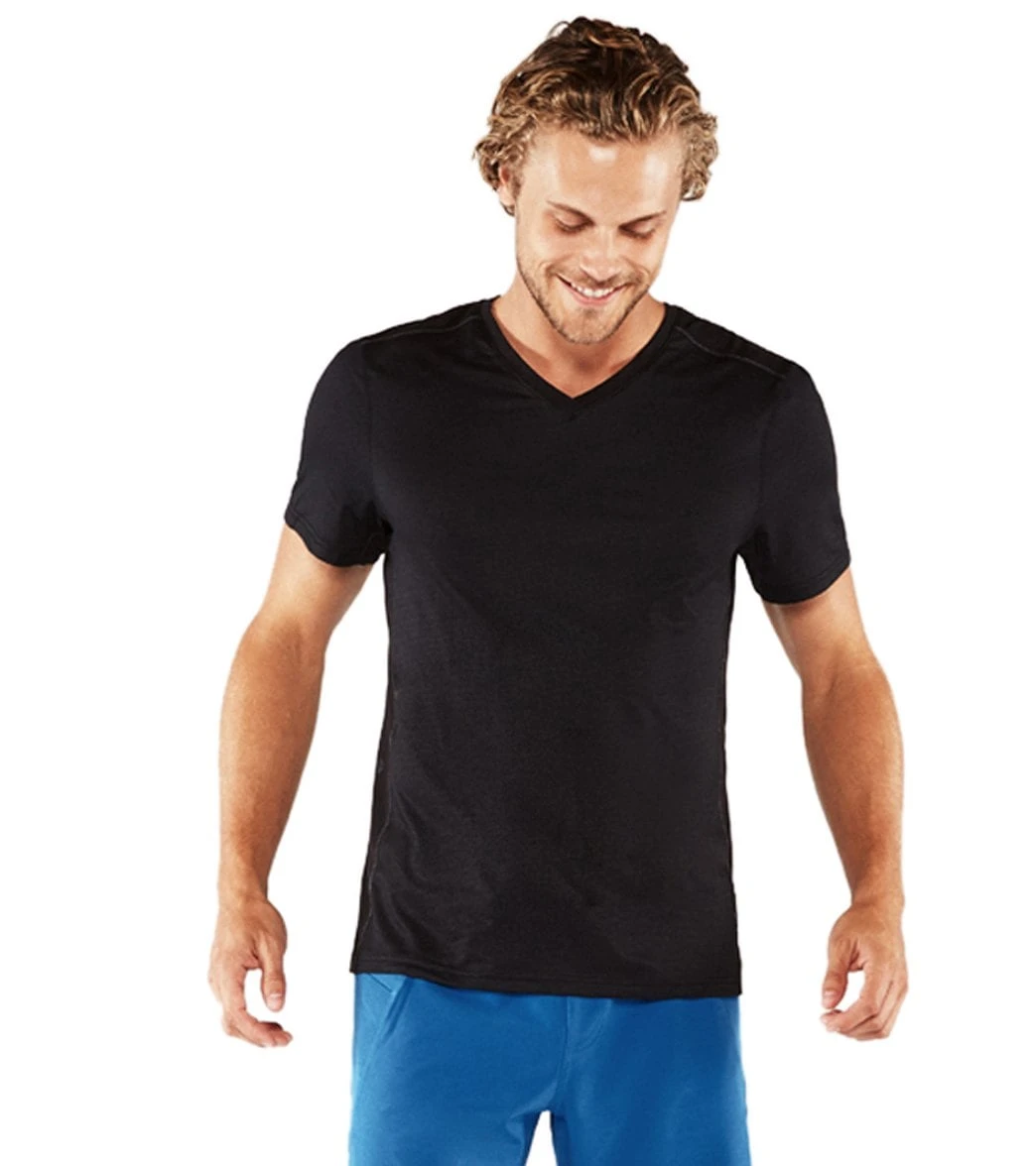 Manduka Men's Minimalist 2.0 Tee 22 Manduka Men's Minimalist 2.0 Tee - Image 20