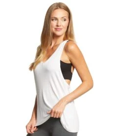 Beyond Yoga Twisted Racerback Tank -Everyday Yoga 1740372115491 white 3a