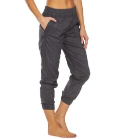 PrAna Mantra Joggers -Everyday Yoga 1740402098211 coal 2a