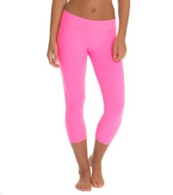 Beyond Yoga Back Gathered Yoga Capris Shocking Pink 9 Beyond Yoga Back Gathered Yoga Capris Shocking Pink -Everyday Yoga 1740929368099 shockingpink