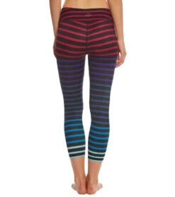 Beyond Yoga Lux Print Yoga Capris -Everyday Yoga 1741570474019 stripedjolie 3a