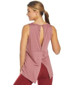 Balance Collection Evy Twist Yoga Tank Top 32 Balance Collection Evy Twist Yoga Tank Top -Everyday Yoga 1741584859171 crushedberry