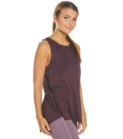 Balance Collection Evy Twist Yoga Tank Top 35 Balance Collection Evy Twist Yoga Tank Top -Everyday Yoga 1741586006051 wildplum 3a