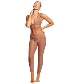 Varley Brooks Yoga Crop Top Rust 8 Varley Brooks Yoga Crop Top Rust -Everyday Yoga 1741755285539 rust 4a