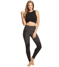 Beyond Yoga Crossroads Bralette -Everyday Yoga 1741770031139 darkestnight 4a