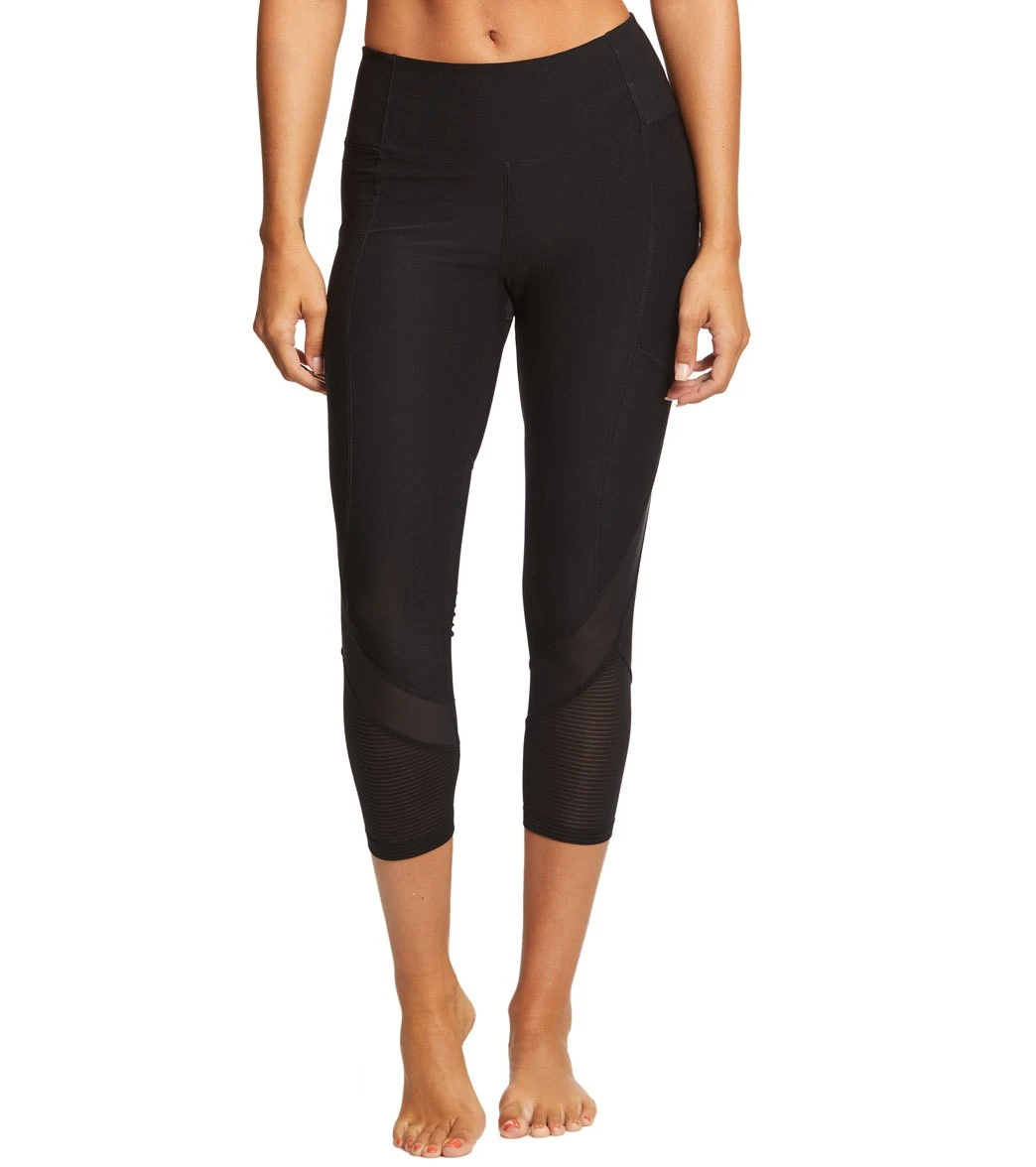 Marika Josie Flow Yoga Capris Black 3 Marika Josie Flow Yoga Capris Black