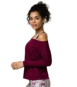 Onzie Off Shoulder Rib Longsleeve Top -Everyday Yoga 1741833109539 merlot 2a