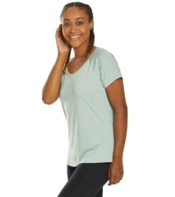 Marika Huntington Short Sleeve Yoga Tee Aqua Gray -Everyday Yoga 1741845921827 aquagray 5a