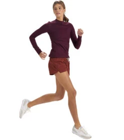 Vuori Lux Performance Yoga Long Sleeve -Everyday Yoga 4345671680043 ceriseheather 4a