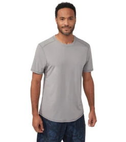 Manduka Men's Pro Tech Short Sleeve Tee Silver Filigree 7 Manduka Men's Pro Tech Short Sleeve Tee Silver Filigree -Everyday Yoga 4372735524907 silverfiligree 1