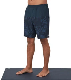 Manduka Men's Pro Classic Rise Shorts -Everyday Yoga 4372735655979 darksapphirecombo 1a