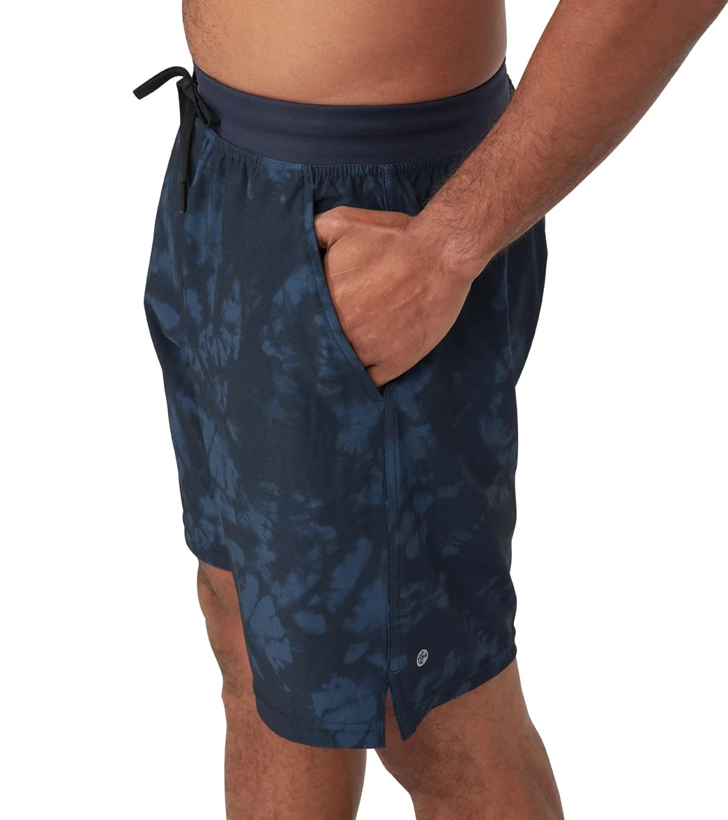 Manduka Men's Performance Classic Rise Shorts Navy Tie Dye 4 Manduka Men's Performance Classic Rise Shorts Navy Tie Dye - Image 2