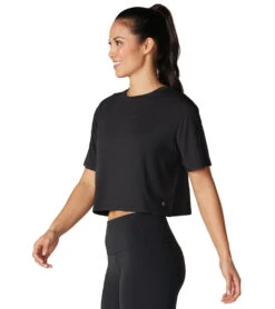 Tavi Crop Tee 25 Tavi Crop Tee -Everyday Yoga 6561126744107 ebony 4a