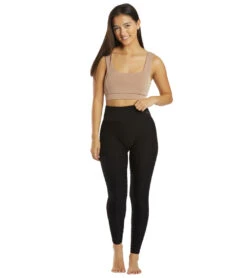 NUX Pucker Up Leggings Black 9 NUX Pucker Up Leggings Black -Everyday Yoga 6612023902251 black 4a