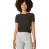 Beyond Yoga Featherweight Twist Out Tee -Everyday Yoga 6688794017835 darkestnight 1a