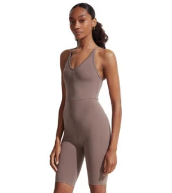 Varley Let's Move Irvine Playsuit -Everyday Yoga 6707208618027 iron 2a