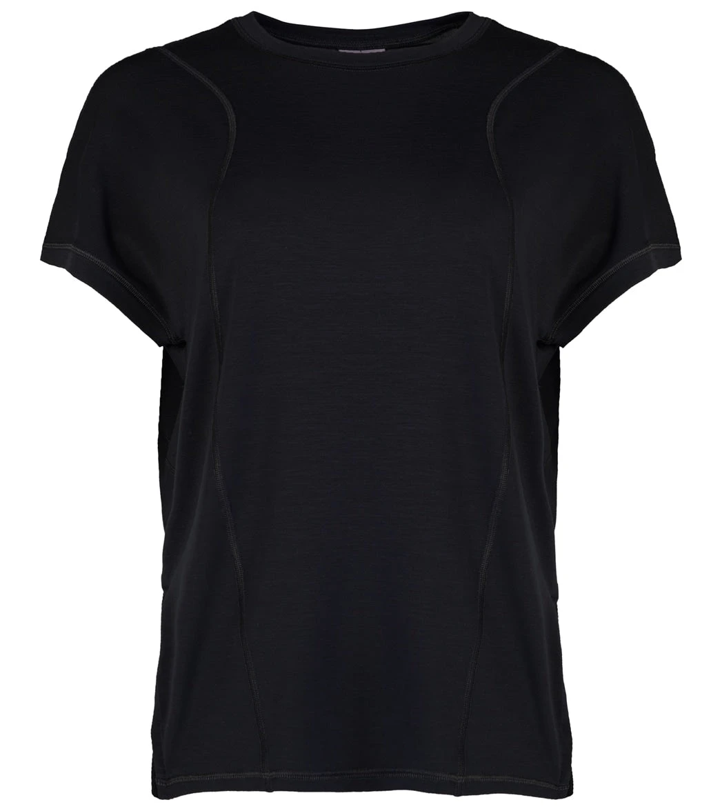 Sweaty Betty Glide Workout T-Shirt Black 7 Sweaty Betty Glide Workout T-Shirt Black - Image 5